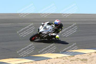 media/May-14-2022-SoCal Trackdays (Sat) [[7b6169074d]]/Bowl (1120am)/